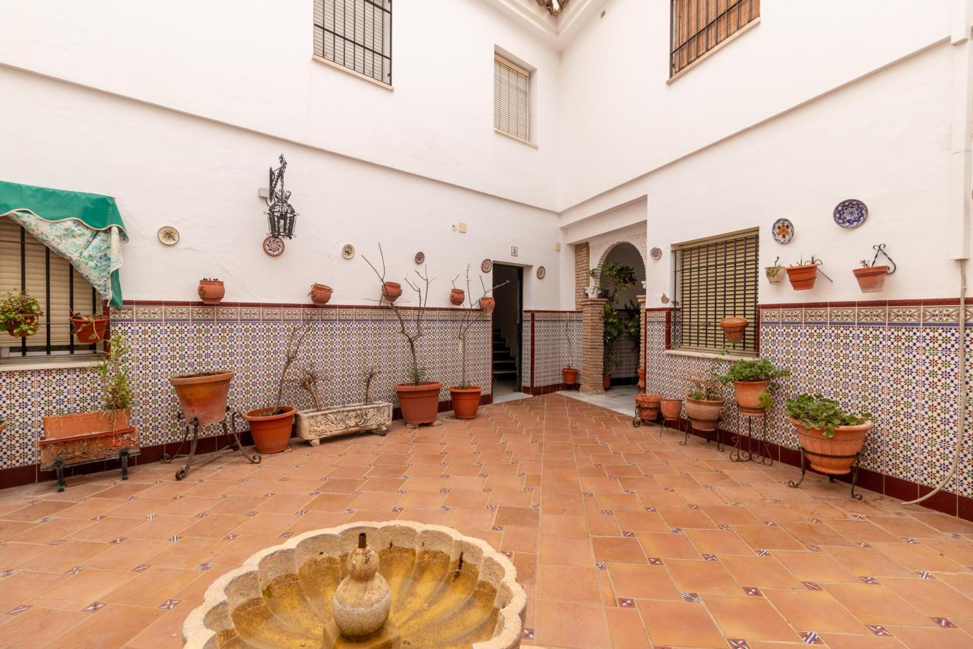 Apartamento Conde Y Luque Córdoba Exterior foto
